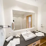 Hotel Giessenbach 4*