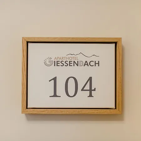 호텔 Giessenbach 4*