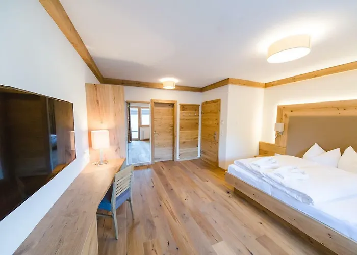 Giessenbach מלון 4*